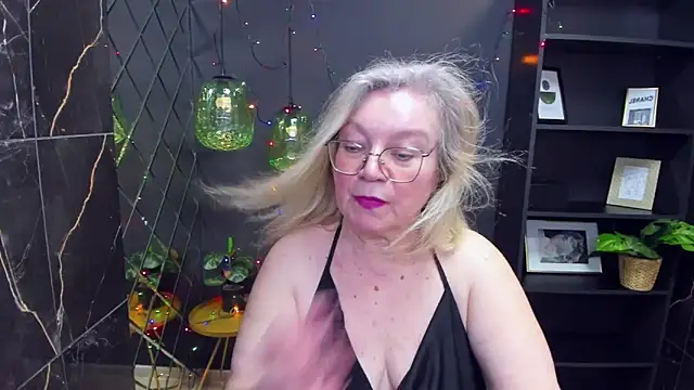 Snapshot of NataliMellow chatting on December 26, 4:25 pm NataliMellow online show from December 26, 4:25 pm