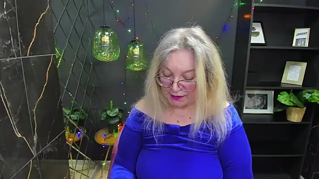 Snapshot of NataliMellow chatting on December 30, 7:42 pm NataliMellow online show from December 30, 7:42 pm