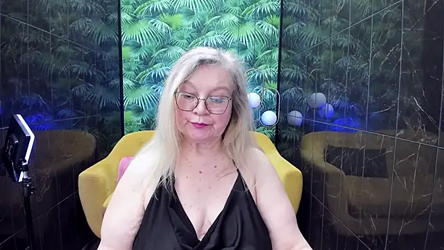 Snapshot of NataliMellow chatting on January 14, 7:32 pm NataliMellow online show from January 14, 7:32 pm