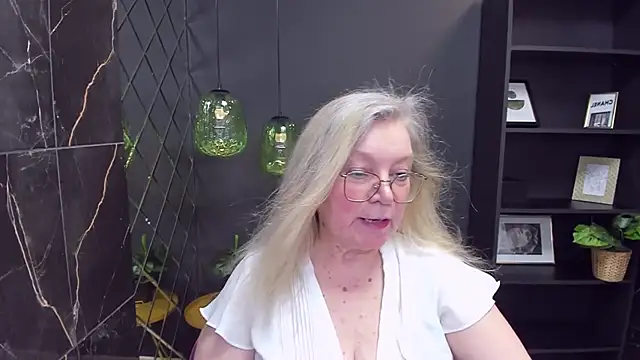 Snapshot of NataliMellow chatting on January 18, 4:31 pm NataliMellow online show from January 18, 4:31 pm