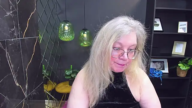 Snapshot of NataliMellow chatting on January 28, 7:32 pm NataliMellow online show from January 28, 7:32 pm