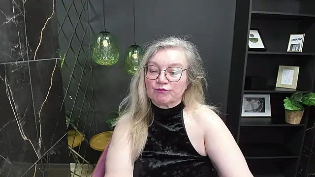 Snapshot of NataliMellow chatting on February 19, 4:22 pm NataliMellow online show from February 19, 4:22 pm