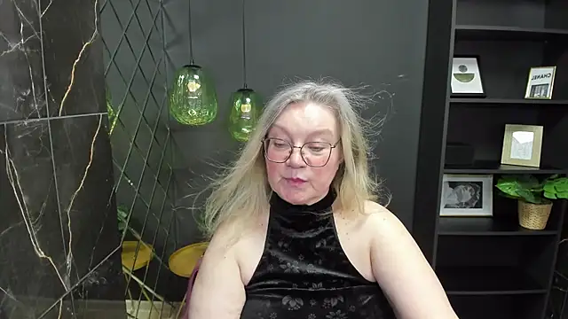 Snapshot of NataliMellow chatting on February 28, 7:14 pm NataliMellow online show from February 28, 7:14 pm
