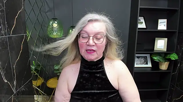 Snapshot of NataliMellow chatting on March 16, 7:17 pm NataliMellow online show from March 16, 7:17 pm