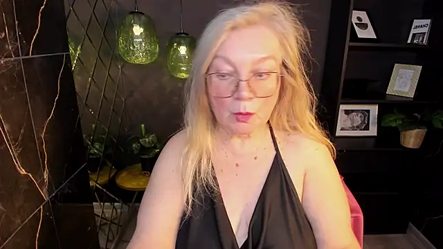 NataliMellow online show from January 31, 7:11 pm