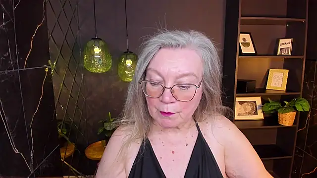 NataliMellow online show from April 24, 1:24 pm