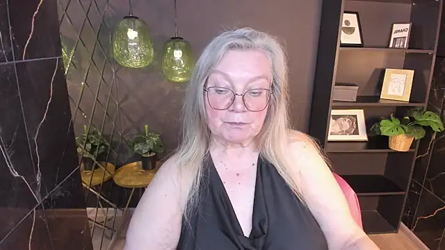 NataliMellow online show from May 11, 4:04 pm