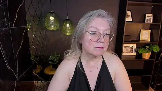 NataliMellow online show from May 17, 1:18 pm