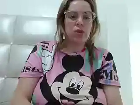 ashlymoon online show from January 9, 1:50 am