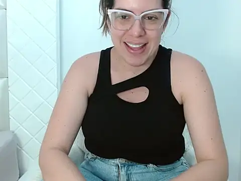 ashlymoon online show from June 29, 11:49 pm