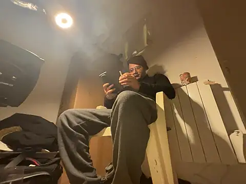 Enderson007 online show from February 9, 5:06 pm