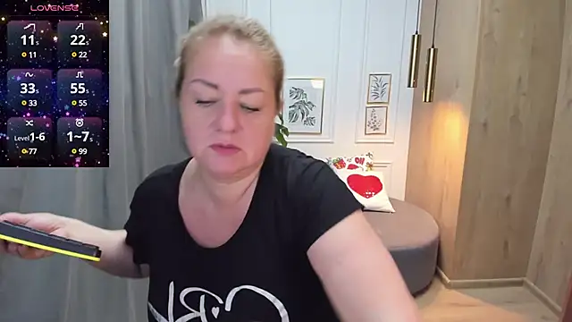Snapshot of JenniferLight chatting on March 1, 5:09 am JenniferLight online show from March 1, 5:09 am