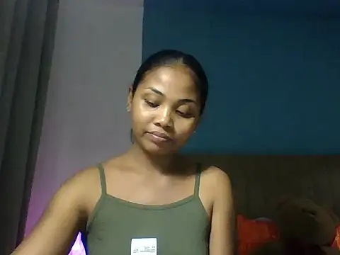 naya86 online show from May 6, 2:55 pm