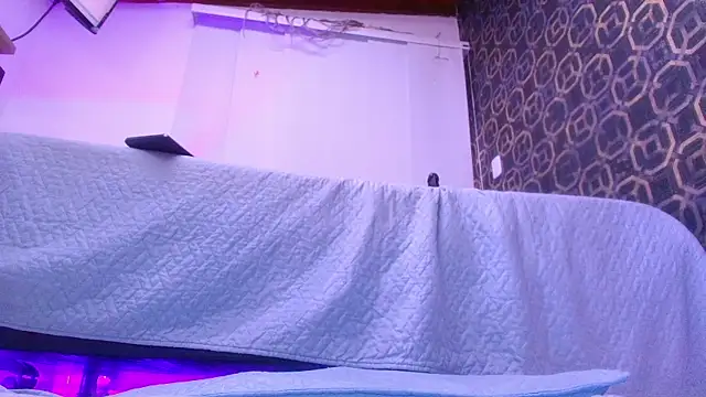 Snapshot of sarakaisy chatting on October 25, 12:23 pm sarakaisy online show from October 25, 12:23 pm