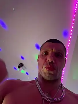 Snapshot of TOYTOYNOW chatting on February 1, 12:05 pm TOYTOYNOW online show from February 1, 12:05 pm