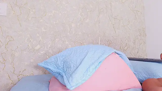 Snapshot of mss_agatha chatting on October 16, 11:55 am mss agatha online show from October 16, 11:55 am