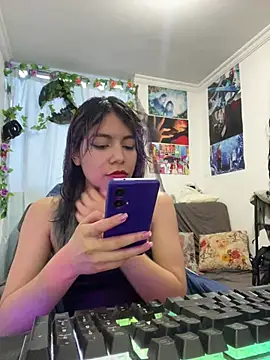 VaioletUwU online show from March 23, 11:09 pm