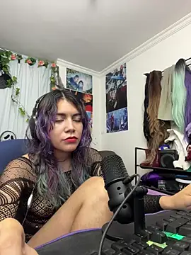 VaioletUwU online show from April 4, 4:33 am