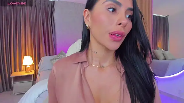 Snapshot of Sarah_Stone_ chatting on October 2, 7:54 pm Sarah Stone  online show from October 2, 7:54 pm