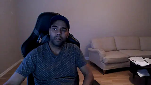 Snapshot of dan_the_man35 chatting on March 13, 3:40 pm dan the man35 online show from March 13, 3:40 pm