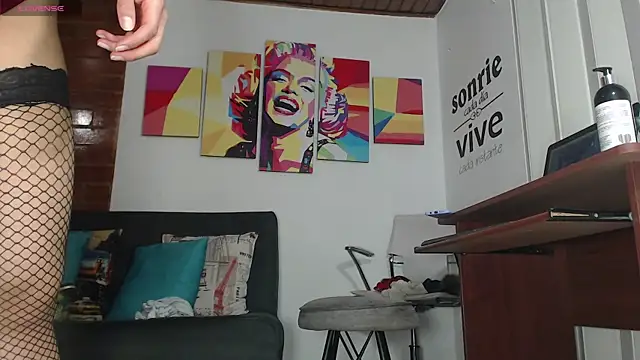 Paulina Lovers online show from March 4, 3:00 am