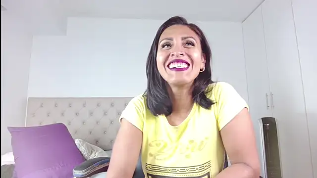 ms freyax online show from May 17, 2:31 am