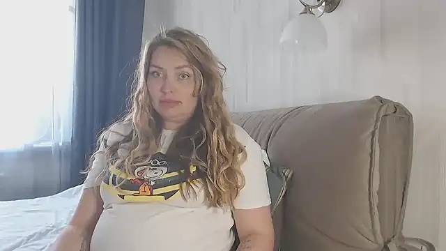 xxkristinaxx online show from May 21, 8:43 am