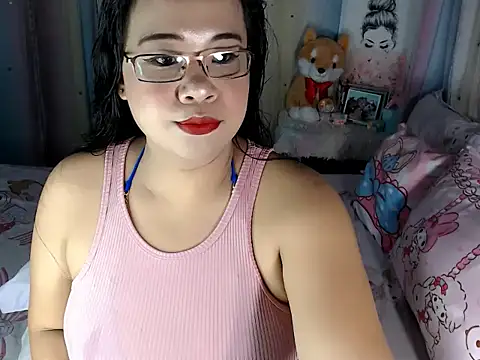 Snapshot of hersheykisses07 chatting on October 21, 2:12 am hersheykisses07 online show from October 21, 2:12 am