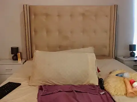 Snapshot of Iminathi20 chatting on October 23, 10:58 am Iminathi20 online show from October 23, 10:58 am