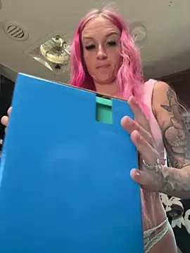 Snapshot of _Rapunzel_ chatting on October 28, 6:54 pm Rapunzel online show from October 28, 6:54 pm