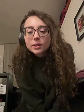 Snapshot of ladyturtle chatting on March 19, 11:31 pm ladyturtle online show from March 19, 11:31 pm