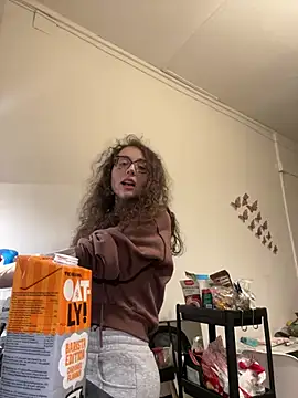 Snapshot of ladyturtle chatting on March 20, 10:14 pm ladyturtle online show from March 20, 10:14 pm