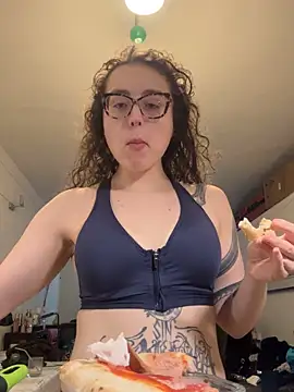 Snapshot of ladyturtle chatting on March 25, 3:29 pm ladyturtle online show from March 25, 3:29 pm