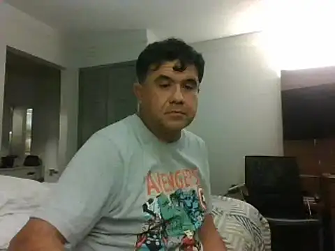 Snapshot of Wilwildwestone420 chatting on December 25, 10:05 pm Wilwildwestone420 online show from December 25, 10:05 pm