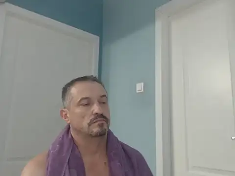 MisterFaithRO online show from July 13, 9:06 pm
