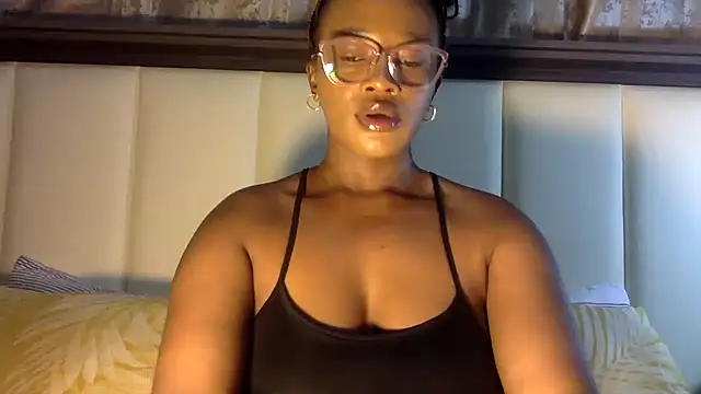 Snapshot of BOOTYBANGER24xx chatting on January 5, 7:28 am BOOTYBANGER24xx online show from January 5, 7:28 am