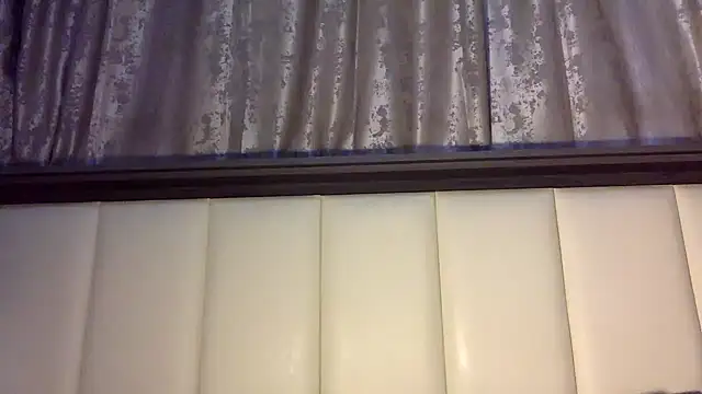 Snapshot of BOOTYBANGER24xx chatting on January 28, 8:47 am BOOTYBANGER24xx online show from January 28, 8:47 am