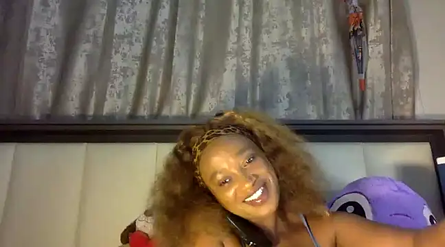 Snapshot of BOOTYBANGER24xx chatting on March 12, 7:24 am BOOTYBANGER24xx online show from March 12, 7:24 am