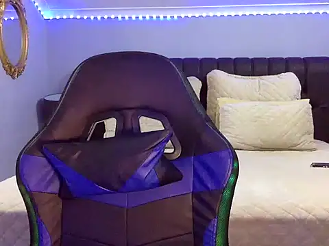 Snapshot of BOOTYBANGER24xx chatting on September 14, 1:16 am BOOTYBANGER24xx online show from September 14, 1:16 am