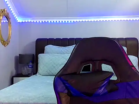 Snapshot of BOOTYBANGER24xx chatting on September 27, 2:16 am BOOTYBANGER24xx online show from September 27, 2:16 am