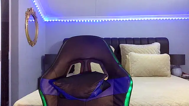 BOOTYBANGER24xx online show from November 23, 2:11 am