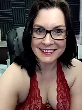 DesreRose online show from April 5, 11:57 pm