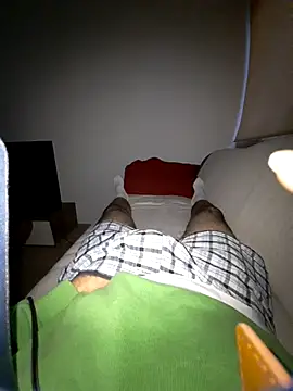 Snapshot of mogli444 chatting on December 5, 3:52 pm mogli444 online show from December 5, 3:52 pm