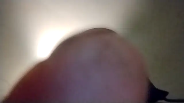 Snapshot of ThickDMatty@xh chatting on December 29, 11:18 am ThickDMattyxh online show from December 29, 11:18 am