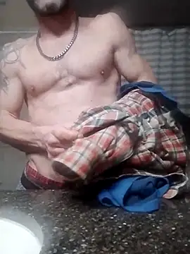 Snapshot of ThickDMatty@xh chatting on March 11, 4:21 am ThickDMattyxh online show from March 11, 4:21 am