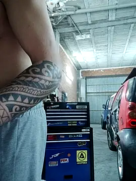 wolf113r online show from November 2, 7:27 pm