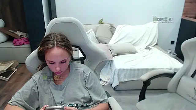 Sunny-Girl1 online show from October 16, 7:53 am