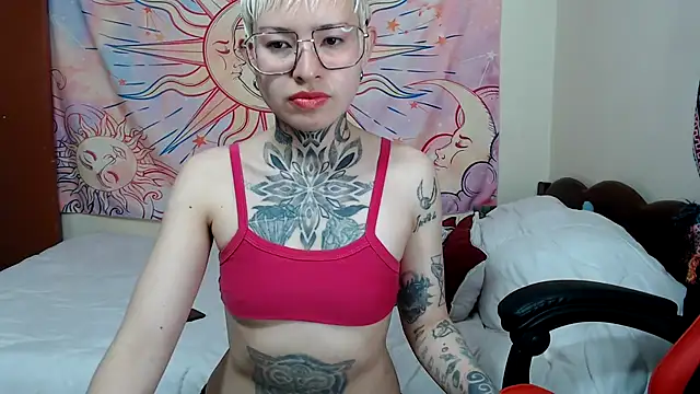 ArrangedFoot online show from February 16, 9:00 pm