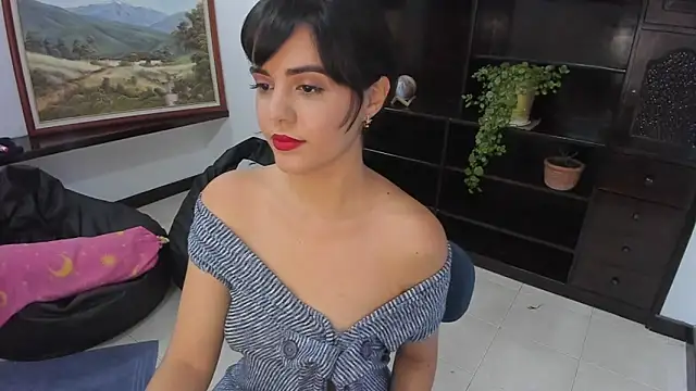 Snapshot of mia_collins_x chatting on March 17, 2:45 pm mia collins x online show from March 17, 2:45 pm