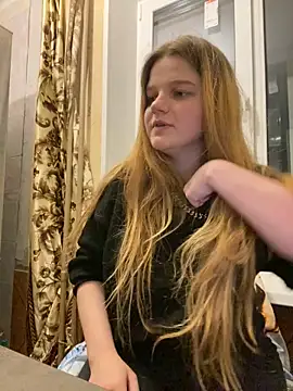 -MimmiLissa- online show from October 14, 3:35 pm